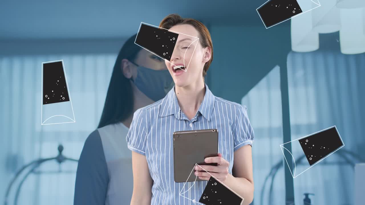 음료 아이콘과 백인 여성의 애니메이션 백인 여성이 얼굴 마스크를 쓰고 있습니다.