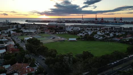 fremantle al atardecer en el oeste de australia