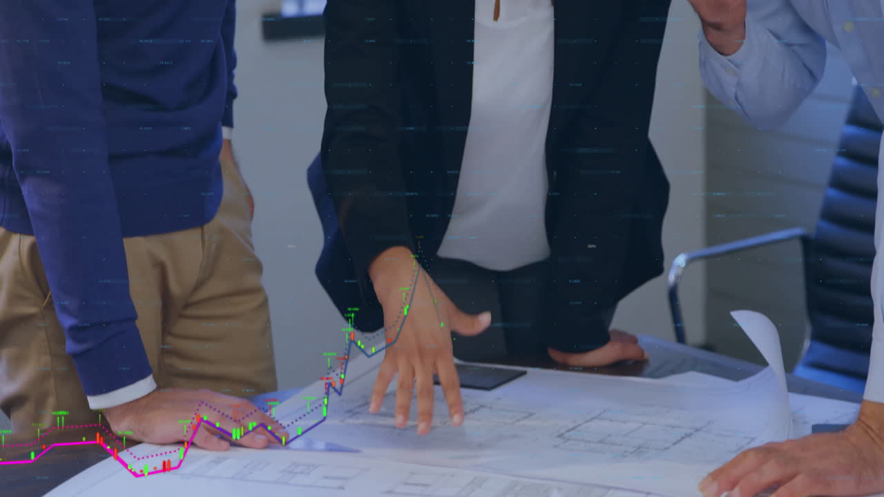 animación del procesamiento de datos sobre diversas personas de negocios en la oficina