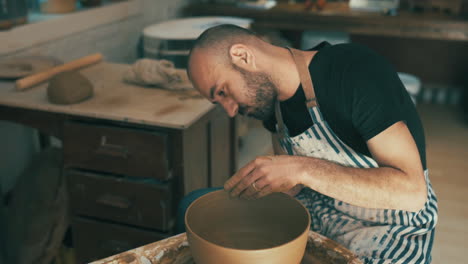 making a living making beautiful pots