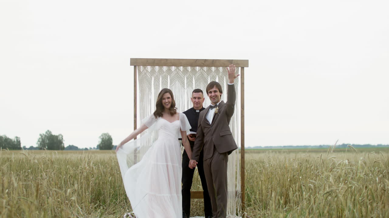 결혼 하는 부부