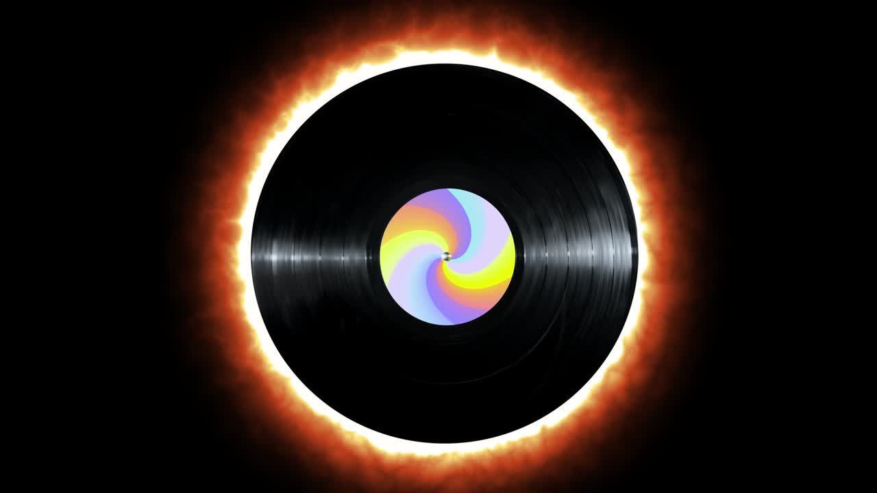 빛나는 네온 라인 비닐 디스크와 다채로운 스티커가 검은 바탕에 고립되어 회전합니다.