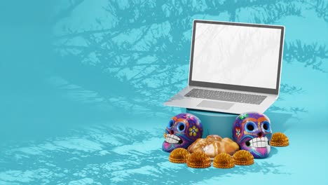 Tag-Der-Toten-Festival,-Dia-De-Muertos,-Design-Mockup,-Laptop,-Vorlage,-Mexiko,-Totenköpfe,-Traditionelle-Blumen-Und-Gebäck,-Babyblauer-Hintergrund,-Vertikal