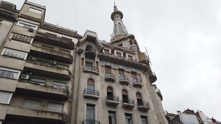 El Molino Patisserie, storica caffetteria in stile Art Nouveau a Buenos Aires.