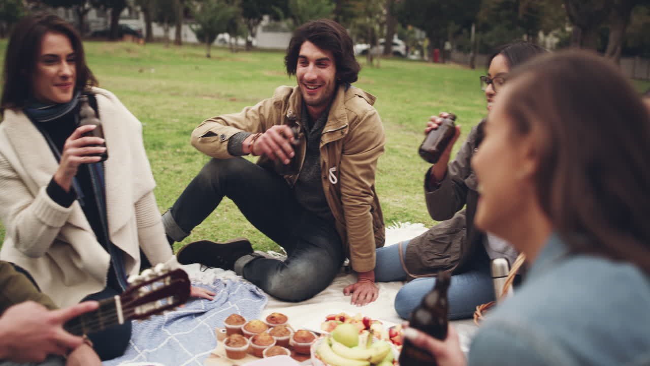 피크닉은 마음의 상태이며 어디서나 할 수 있습니다.