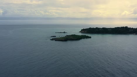 islote la farola en el mar caribe, republica dominicana