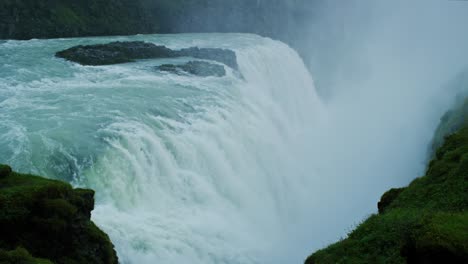 cascada de gullfoss en islandia