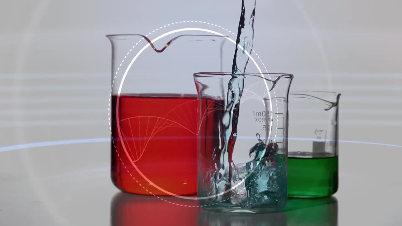 액체로 된 컵 위에 dna 가닥의 애니메이션