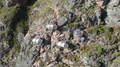 Drone-shots-of-climbers-at-the-Urubamba-cliffs-in-Cusco,-Peru