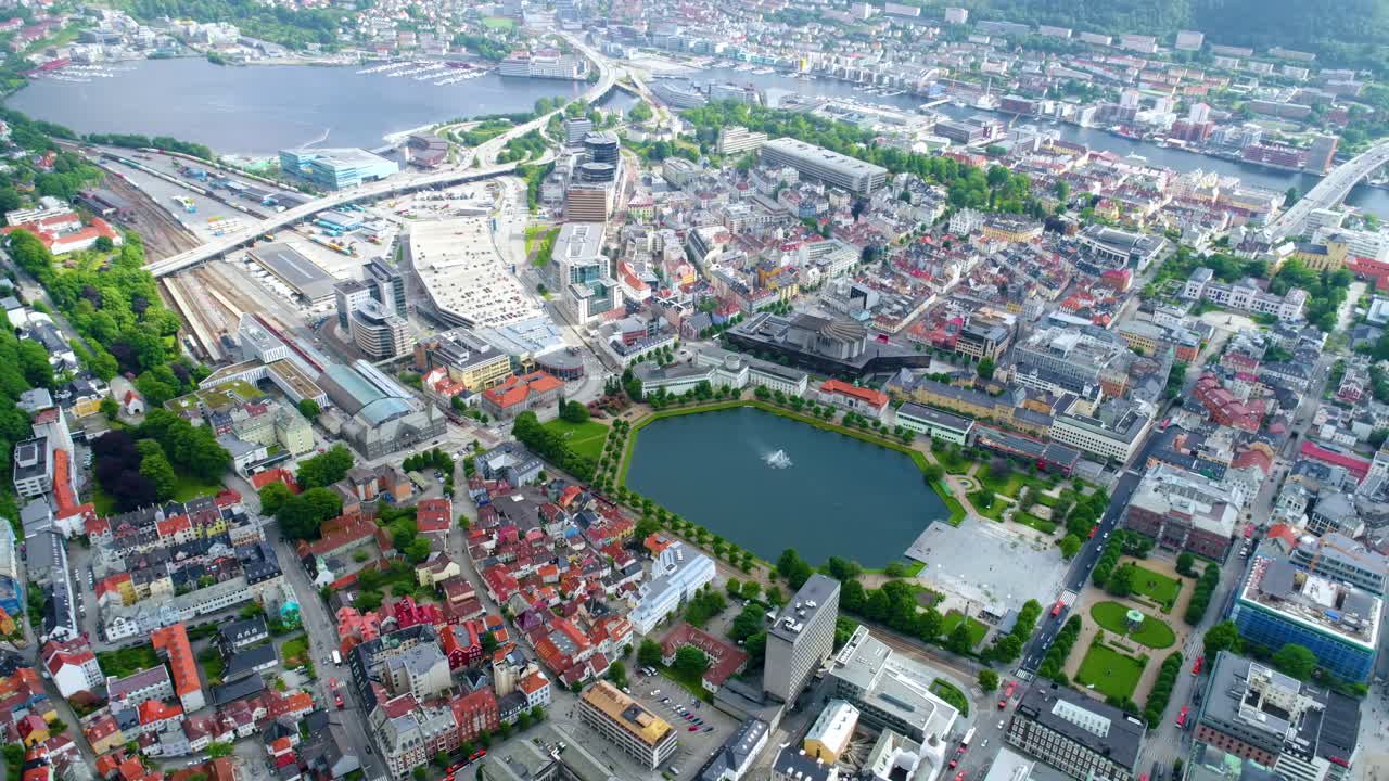 베르겐 (bergen) 은 노르웨이 서해안의 호르달랜드에 있는 도시이자 지방자치단체이다. 베르겐은 노르웨이에서 두 번째로 큰 도시이다.