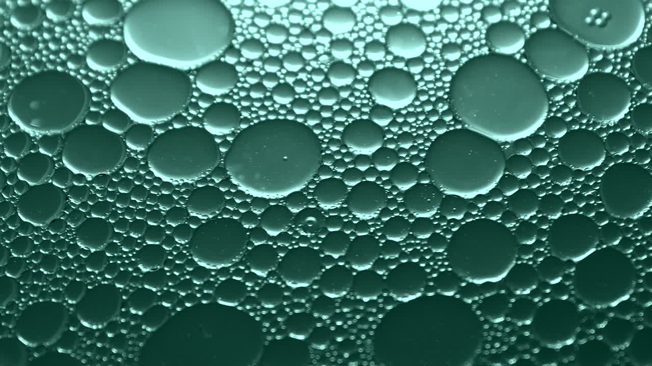 액체에 매크로 오일 방울