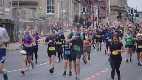 runners in a city street race