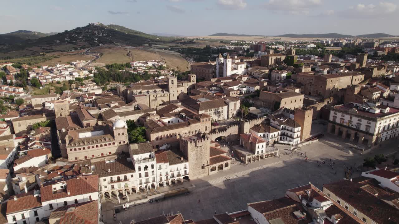 Aerial Panoramic: C&aacute;ceres' charming Old Town Square, Spain