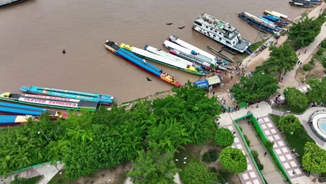 lancha boats express transporttion and fishing in peru, pacalpa