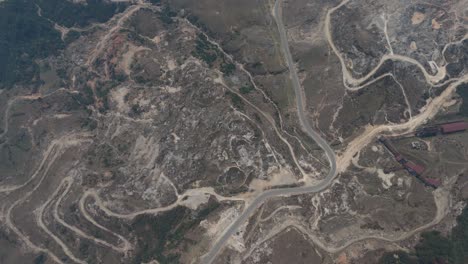 carreteras de las aldeas en las tierras altas de nepal