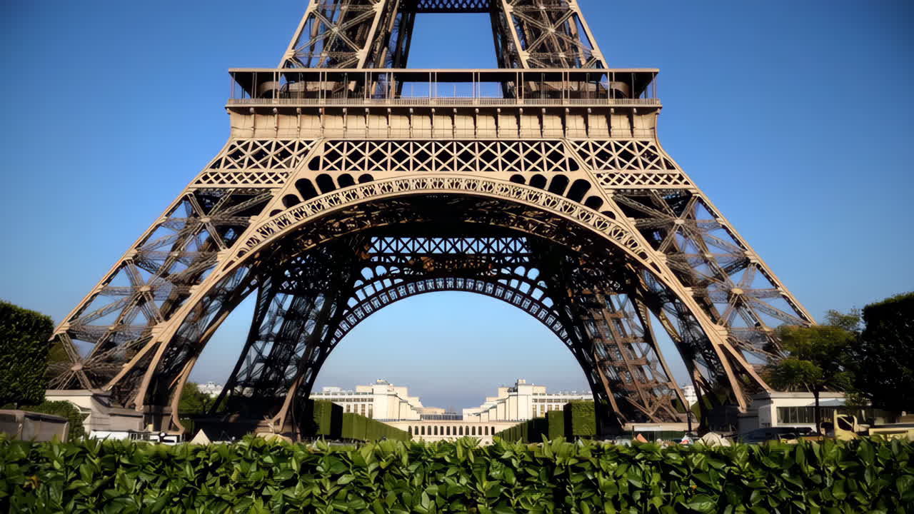 에펠 탑, 파리