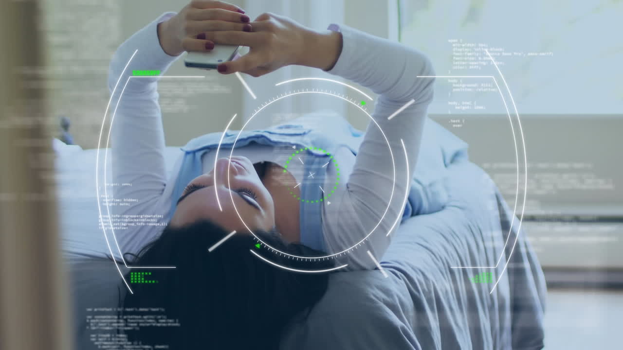 스마트폰을 사용하는 여성에 대한 데이터 처리 범위의 애니메이션