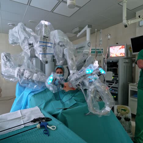 minimally invasive robotic surgery