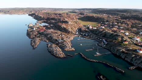 Gothenburg-Town-Boat-Harbor-on-Sweden's-West-Coast,-Aerial