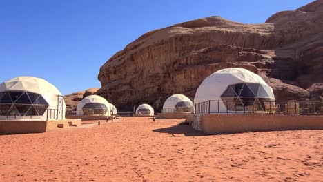 bubble camp in wadi rum desert