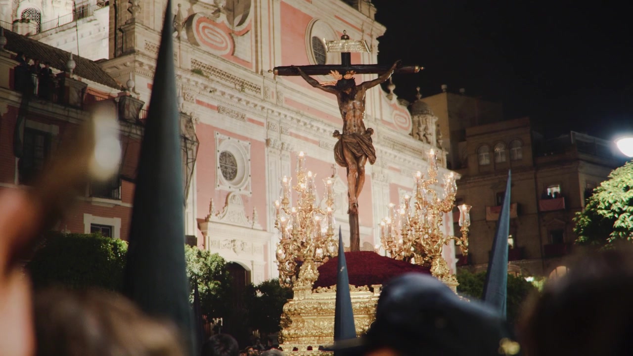 Processione di Gesù dell'Amore durante la Settimana Santa a Siviglia, Spagna