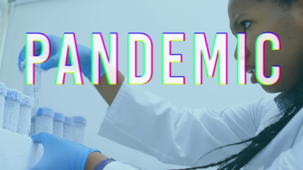 animación de la palabra pandemia con una científica que trabaja en el laboratorio