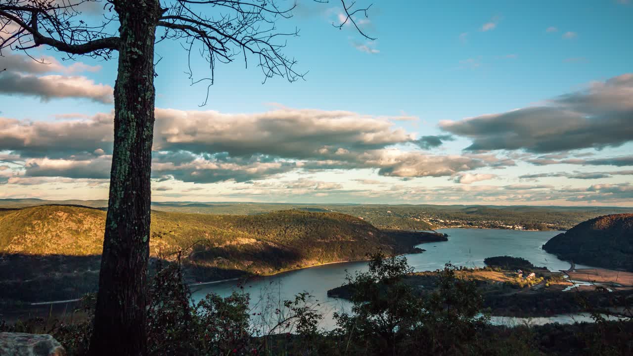 Time-Lapse of the Hudson River atop Bear Mountain in Autumn at Sunset