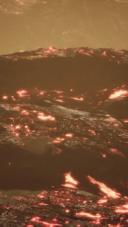 lava fluyendo por un paisaje volcánico