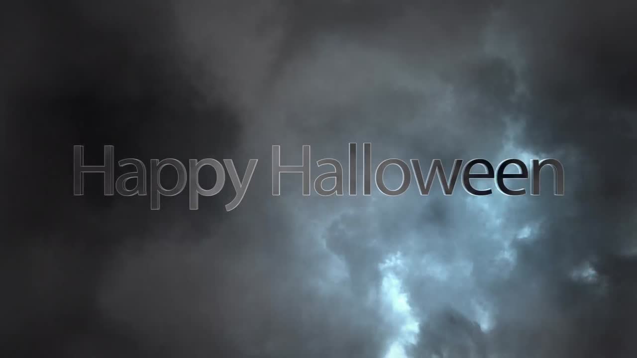 Animasjon av halloweenhilsener over stormfull himmel