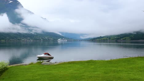 Wunderschöne-Natur-Norwegen.