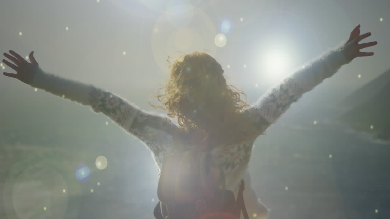 바다의 전망을 내려다보는 여자