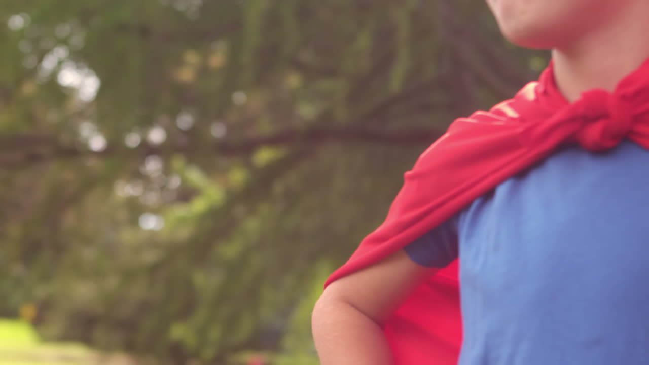 슈퍼히어로인 척하는 아이들