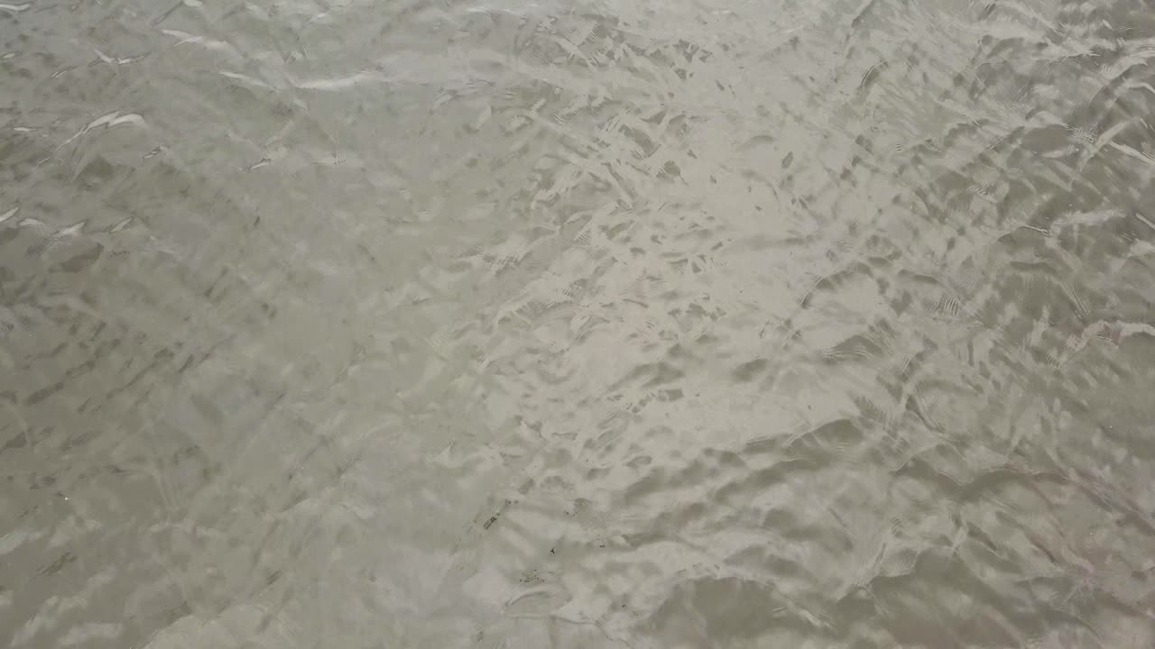 superficie de agua ondulada