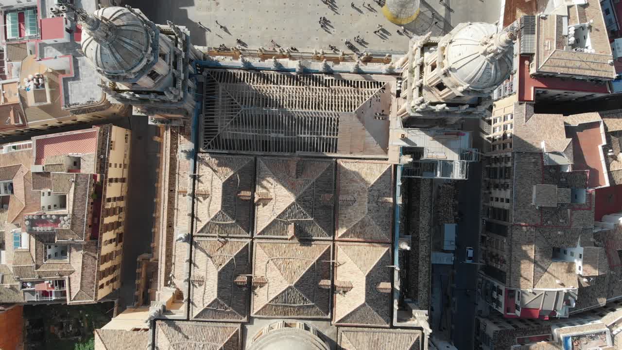 hermosos brotes de jaén - españa se centran en la catedral de jaén en la plaza de santa maría
