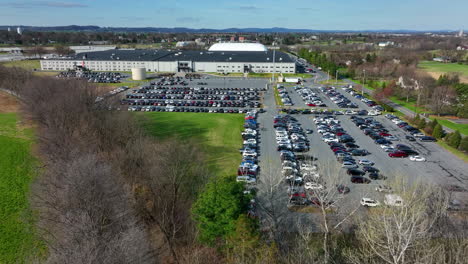 Gruseliger-Sportparkplatz