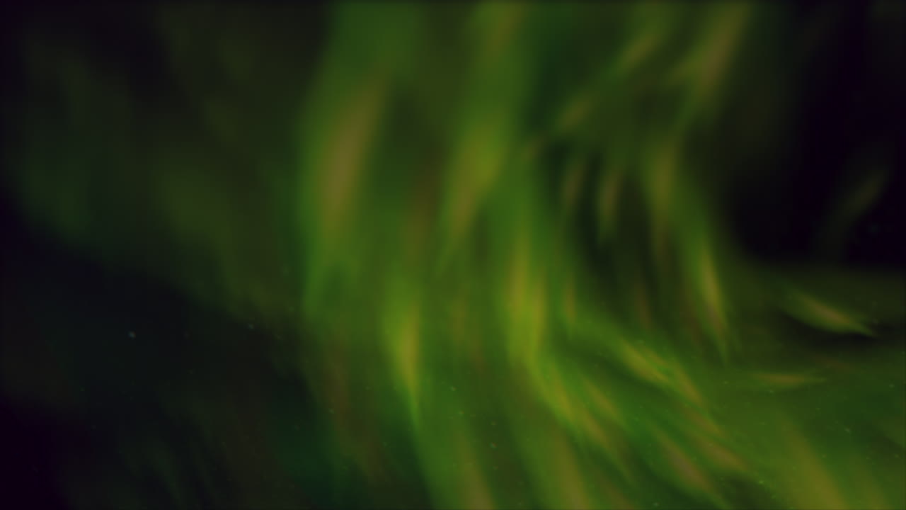 enigmática luz verde posible vislumbre de la aurora boreal