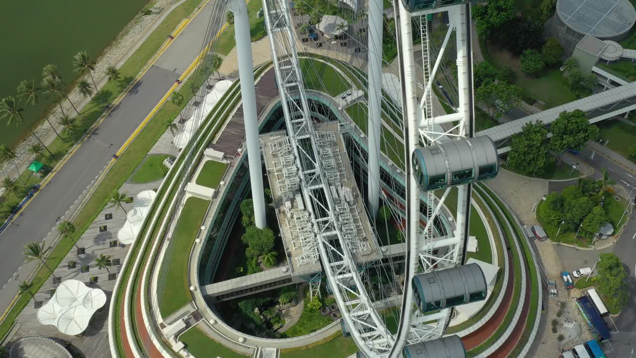 hora del día singapur famoso volante aérea de arriba hacia abajo panorama 4k