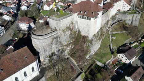 Aarburg-Aargau-Suiza-Azotea-Y-Detalles-De-La-Pared-Del-Castillo