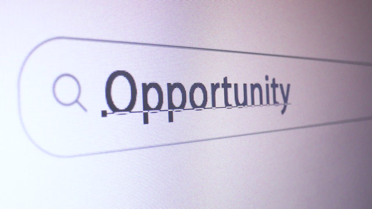 barra del browser con parola chiave opportunità digitata sullo schermo del computer, concetto seo