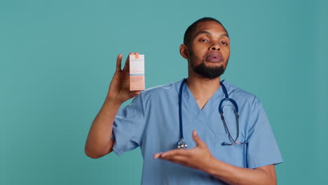 Portrait-of-doctor-talking-about-importance-of-using-high-protection-sunscreen