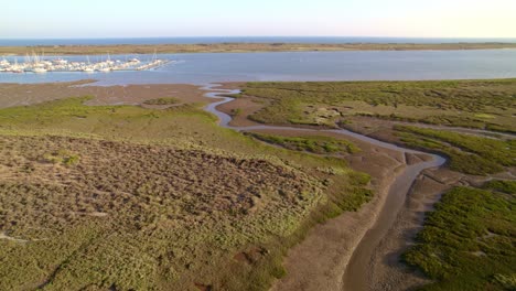 Pantanos-Y-Marea-Baja-Al-Atardecer