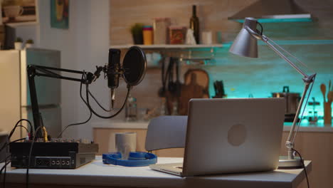 Professional-setup-for-recording-podcast