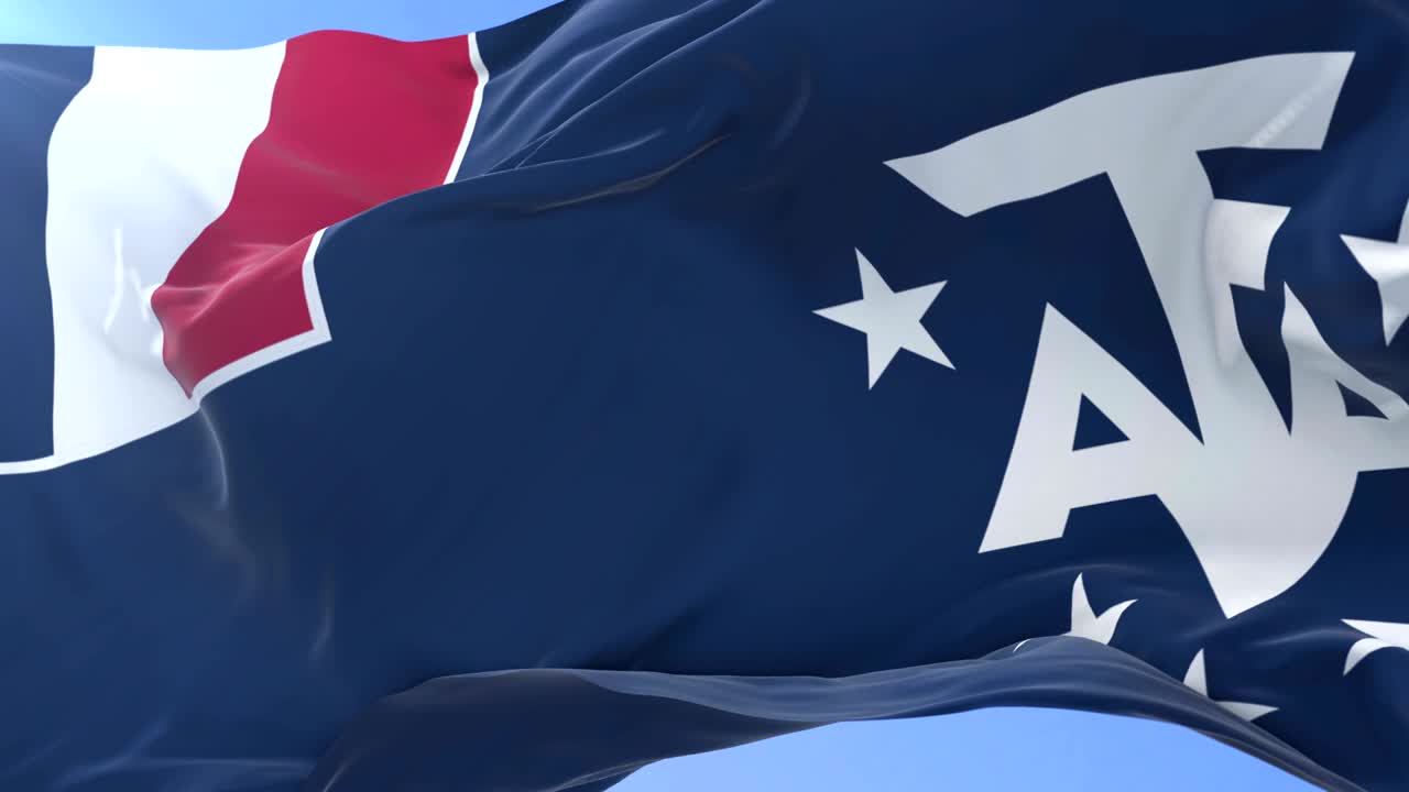 프랑스 남부 및 남극 땅의 발이 바람에 흔들리는 파란 하늘, 루프