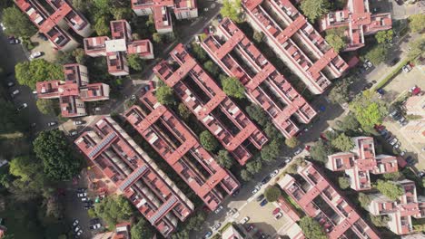 por encima de los tejados, exploración aérea del sur de la ciudad de méxico, coyoacan