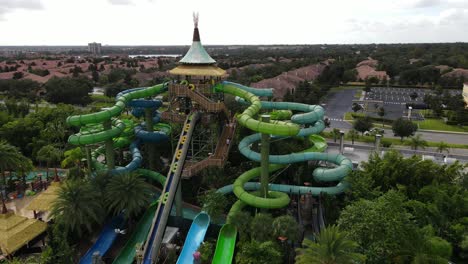 vista aérea agua parque temático volcano bay universal studios florida orlando vacaciones