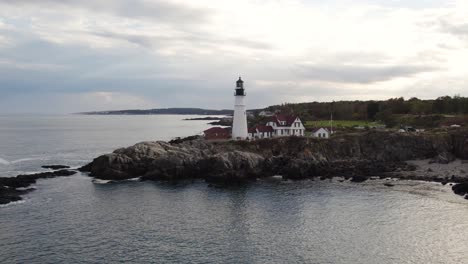 portland head light lighthouse, historical landmark in maine