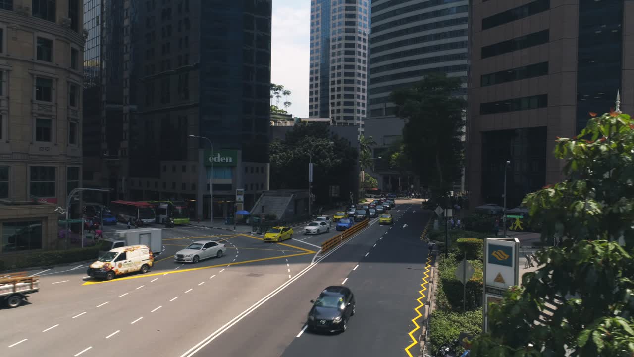 escena de la calle de la ciudad de singapur