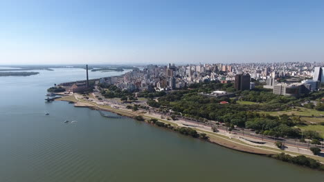 costa de guaiba en el centro de porto alegre