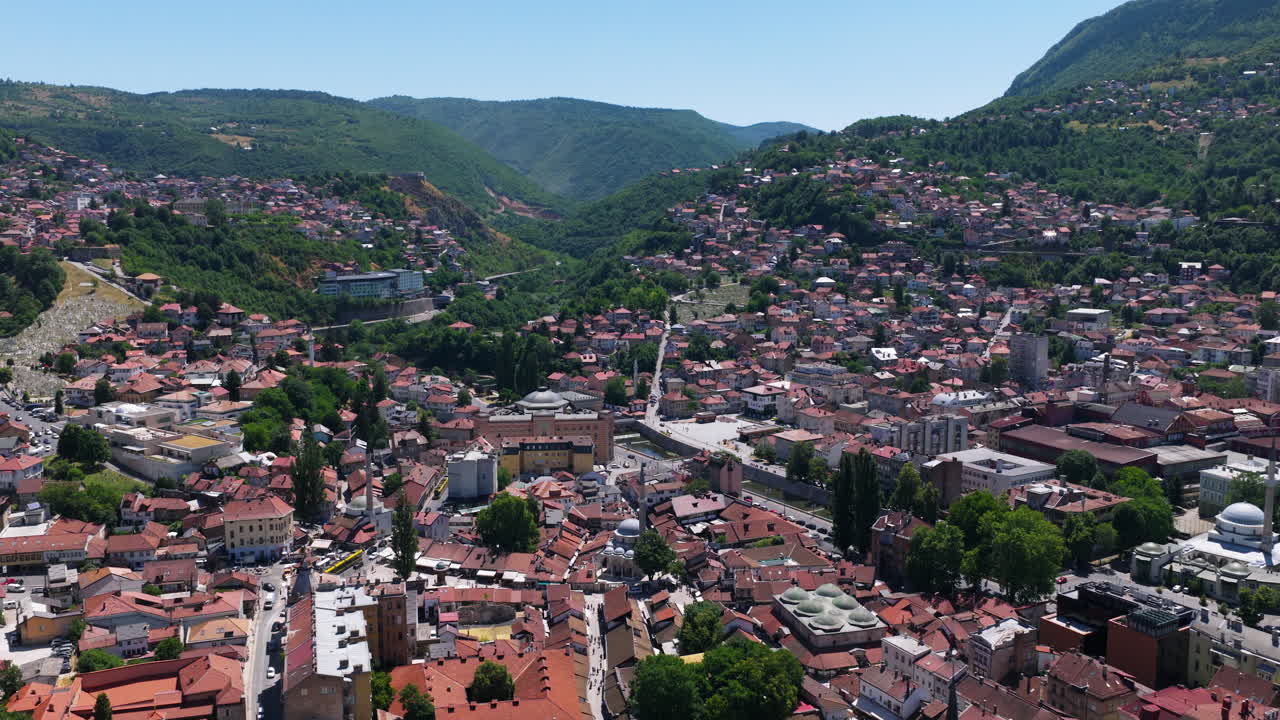 Vista panoramica sulla città vecchia di Sarajevo in Bosnia ed Erzegovina - Ripresa aerea
