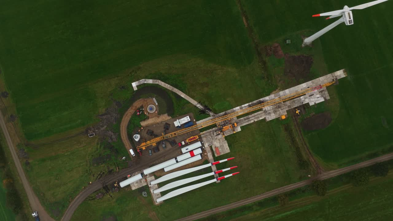 Wind energy tower under construction seen from above